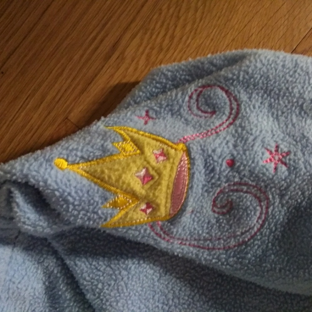 Girls Disney Robe - Picture 8 of 8